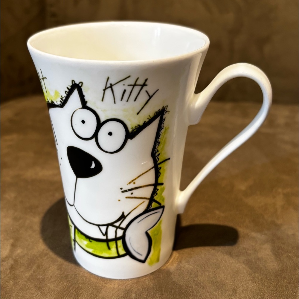 Vintage BONE CHINA Kitty Cat 🐱 - COFFEE CUP Mug MADE IN ENGLAND 1996